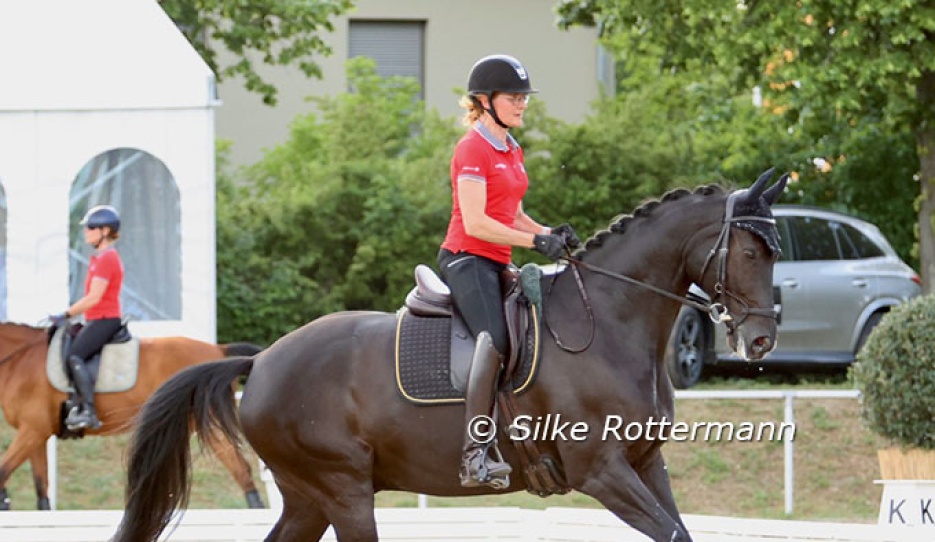 At the 2025 CPEDI Mannheim Swiss stalwart Nicole Geiger’s Oldenburger Donar Weltino showed he has gained strength and expression since Paris