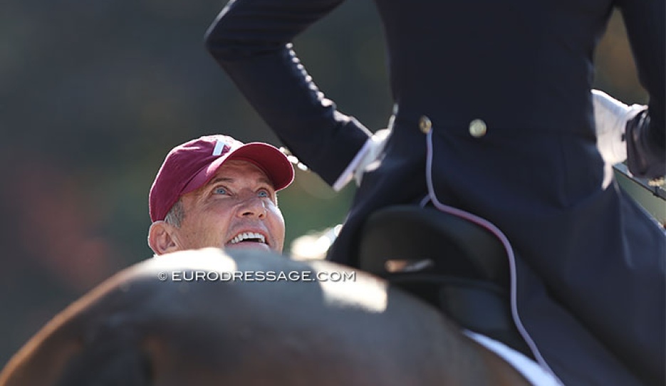 Guenter Seidel coaching his long-time student Anna Buffini at the 2024 CDI Hagen :: Photo © Astrid Appels