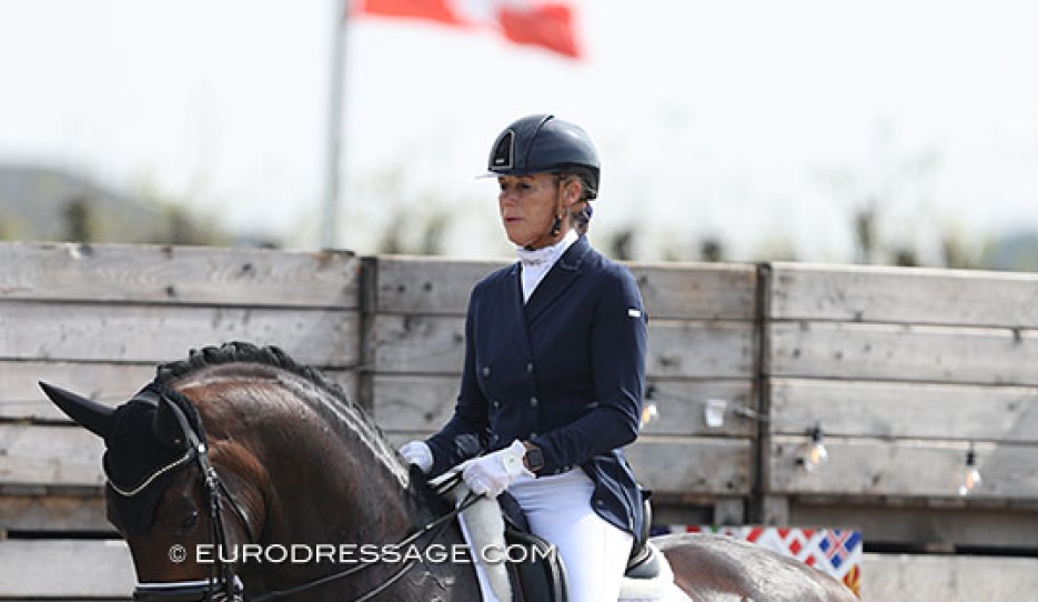 Gerdine Maree and Holiday at their CDI debut in Sint-Truiden in April 2022 :: Photo © Astrid Appels
