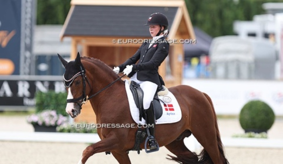 Sofia Rosenkilde and Cosmo Royale win the 2024 European Pony Championships :: Photo © Astrid Appels