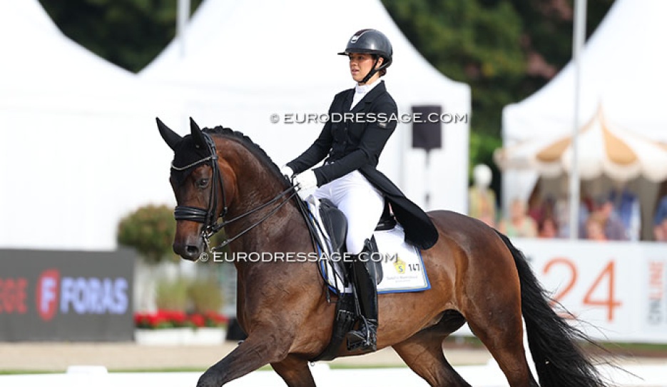 Linnea Holmgren on Buskhaga Sitara at the 2025 World Championships for Young Dressage Horses :: Photo © Astrid Appels