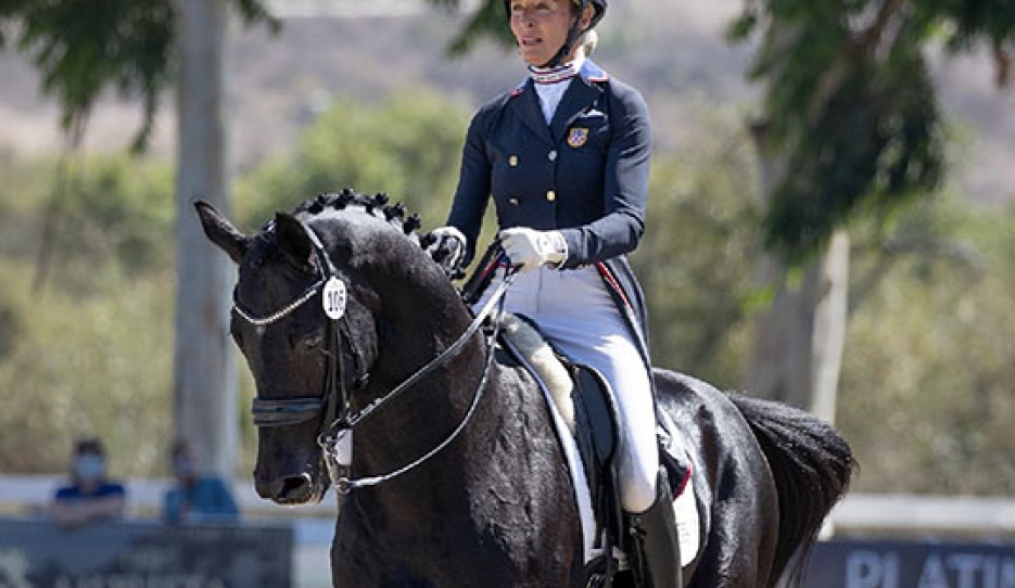 Charlotte Jorst and Grand Galaxy Win at the 2020 CDN Thermal :: Photo © Terri Miller