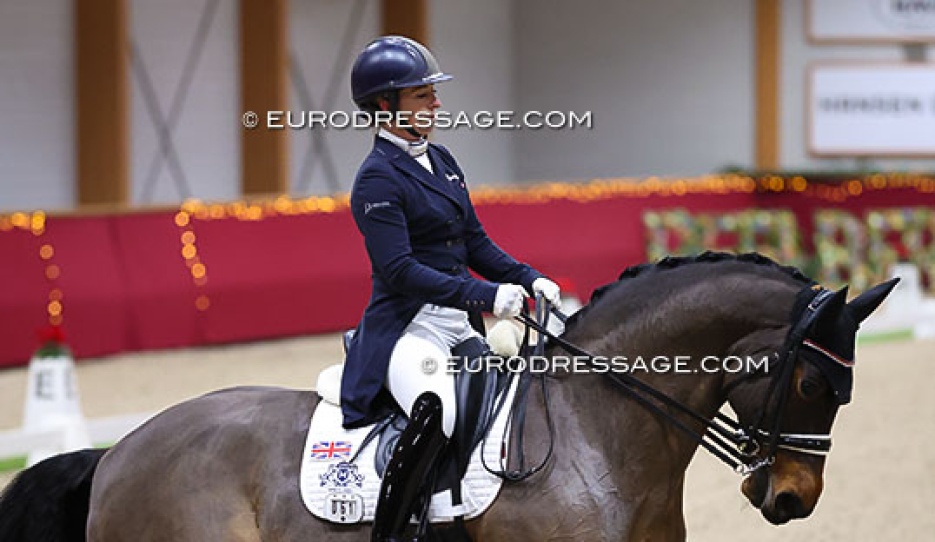 Jessica Dunn on Dan Its Carston at the 2025 CDI Kronenberg Indoor :: Photo © Astrid Appels