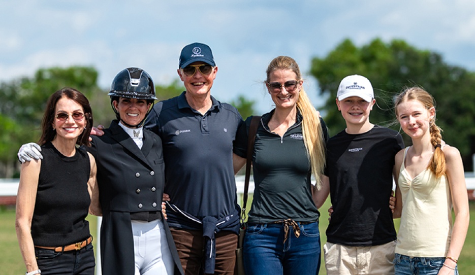 Carol Cohen-Hodess and Rebecca Cohen with the Brink family in Wellington, FL :: Photo © Centre Line Media
