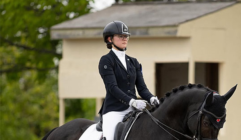 Lea Landreville Cloutier on Guus :: Photo © Daphne Houle