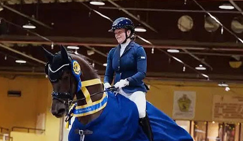 Linn larsson on Ironesse VH at the 2026 Swedish Young Horse Championships :: Photo © Vendela Henriksson