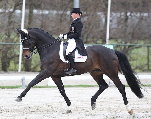 Verena Waehnert-Heinz on Status Royal OLD