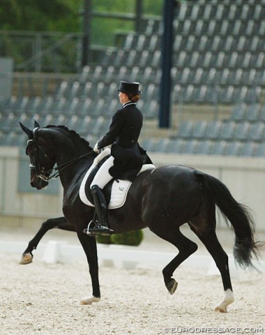 Alexandra Zurbrugg and Get Time were right on time before a big thunderstorm broke out over Aachen. It flooded the city streets, but the show grounds stayed "unharmed". The competition was delayed by a small hour..