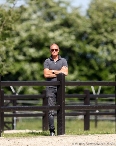 A concentrated Dutch team trainer Rien van der Schaft