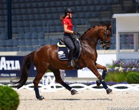 German Under 25 rider Jil Marielle Becks on Damon's Satelite