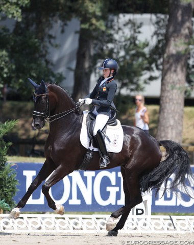 Without a doubt Spanish Natalia Bacariza Danguillecourt rode the technically most difficult freestyle of all juniors