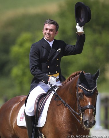 Rodolpho Riskalla waves to the crowds