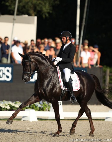 Severo Jurado Lopez and Atterupgaards Botticelli. The liver chestnut stallion could not impress as much as he did last year. He was slightly disconnected in the body today and frigid in the mouth. The shoulder ins were lovely and Jurado rode the horse as smoothly as he could