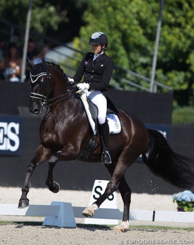 Australian Simone Pearce on the Canadian owned Hanoverian gelding Feodoro (by Furstenball x Rosario)