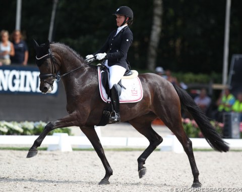 Victoria Vallentin on Straight Horse Ascenzione, the full sister to Sezuan