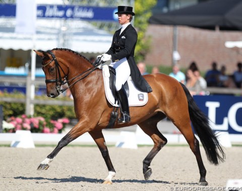 Kira Wulferding and Wolfgang Stritzke's Westfalian mare Brianna (by Bvlgari x Rohdiamant). They were 11th with 75.636%