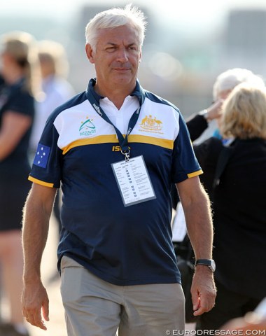 Dutch-German trainer Ton de Ridder back with the Australian team shirt on ! Now not as team trainer, but as individual coach for Kristy Oatley