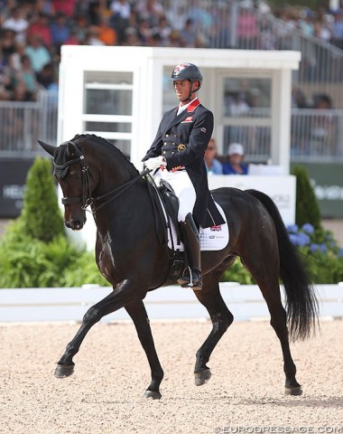 Carl Hester on Hawtins Delicato