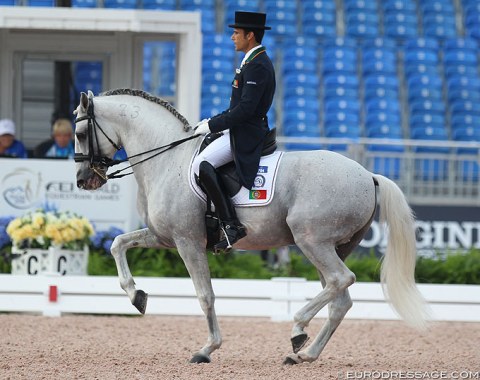 Portuguese Manuel Veiga and Ben Hur da Broa were the first pair to go in the Grand Prix