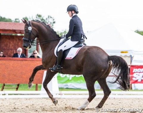 Austrian young rider Sophie Marlene Francz on Der Romantiker