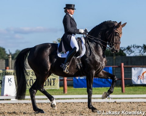 Dorothee Schneider on Fohlenhof's Rock 'n Rose