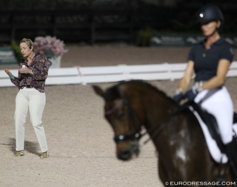 Werth working with Yvonne Losos de Muniz on Felicia