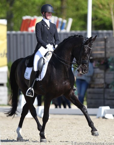 Amanda Gunnarson on Sandoro (by San Amour x Donnerschlag)