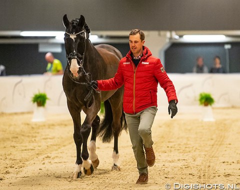 Benjamin Werndl and Flora Keller's 15-year old Westfalian gelding Daily Mirror (by Damon Hill x Florestan) filled in for Dorothee Schneider and Sammy Davis. Werndl makes his World Cup Finals' debut in Gothenburg as well