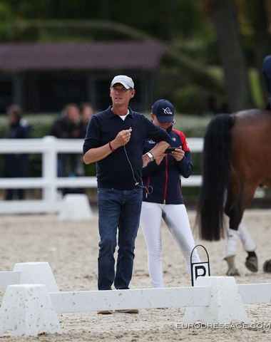 Carl Hester is not only riding but also teaching in Compiègne