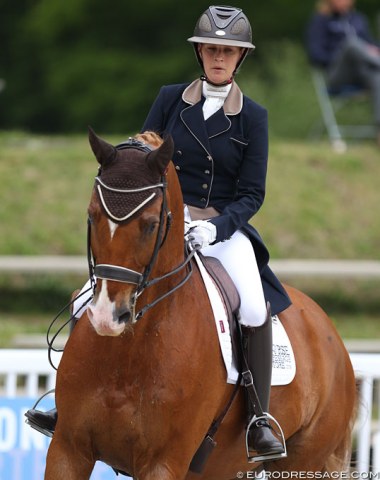 Camille Judet Cheret on the 13-year old Selle Français Scoop du Bois Luric (by Earl)