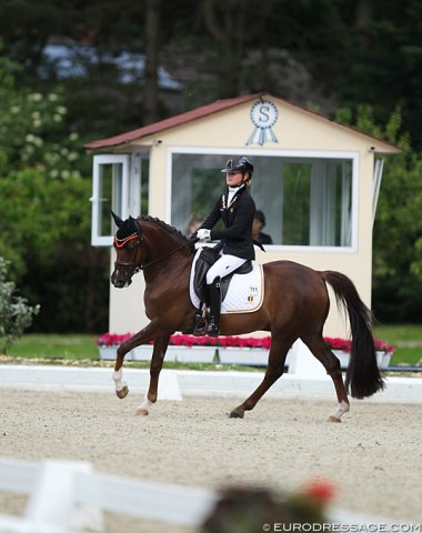 Jette de Jong on Ico van de Beekerheide