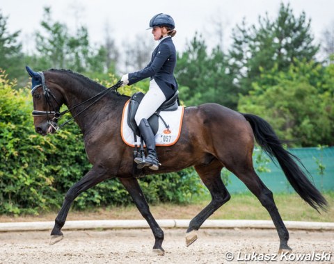 Maaike Ten Hoor on Windor Don