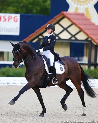 Jana Schrödter on Der Erbe