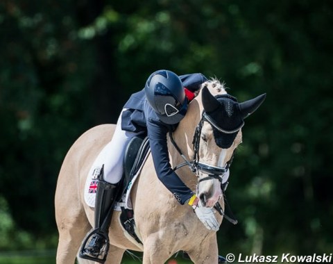 Annabella Pidgley hugging Cognac IX