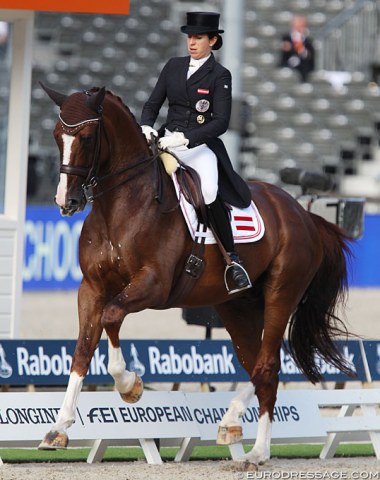 Astrid Neumayer on Sir Simon