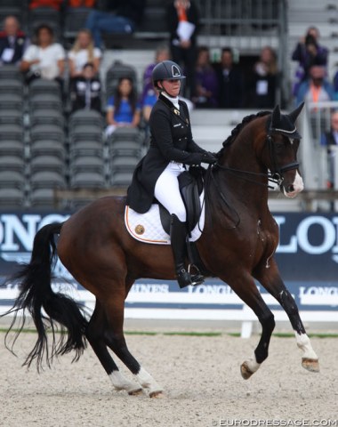 Last week Laurence Roos and Fil Rouge took the 2019 Belgian Grand Prix Champion's title. This week they qualify for the Special at the 2019 European Championships in Rotterdam