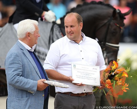 Ullrich Kasselmann representing Zucchero's owners "Star Horses" with Zucchero's breeder Hannes Brüning