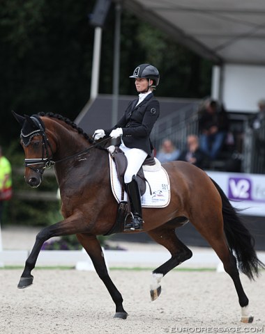 Eva Möller and Espe were favourites of the crowd. The electric mare is brilliant in canter and highly expressive and (too) engaged in trot, but she failde to march in walk