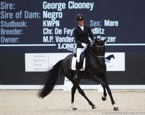 Marijke van Giesen and Kurona