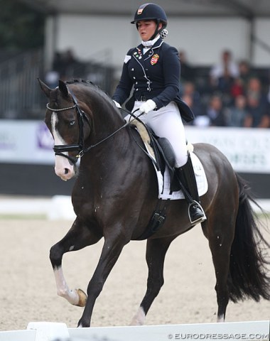 Hungarian Under 25 rider Jazmin Yom-Tov on the lovely Westfalian Foy Joy (by Feedback x Donnerbube II)