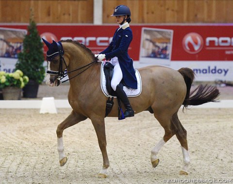 Russian Aleksandra Maksakova on Bojengels (by Samba Hit II). Russian selectors pay attention because this Under 25 pair might be a surprise! Now training in Germany. 