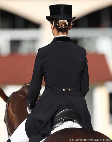 Alina Rohricht with nice bun decoration