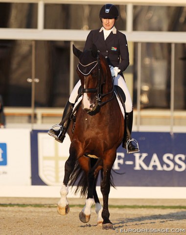 South African Nicole Smith and the 13-year old KWPN mare Chi la Rou (by Florett As x Pablo).