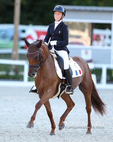 French Blanche Carre Pistollet on Dazzling Kid d'Herbord