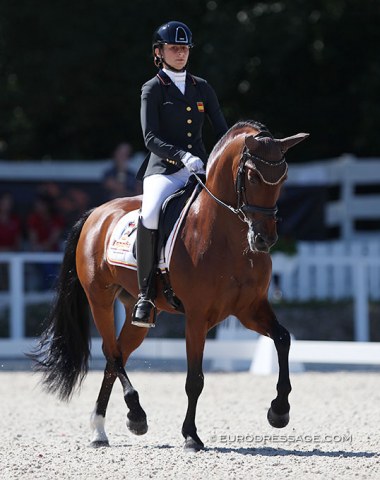 Spanish Naiara Galindez Urquijo on the PRE bred Altanero. The pony is not the biggest mover but the bridle contact was nice