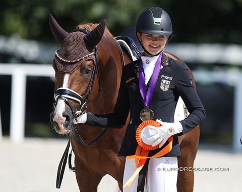 Bronze medal winner Antonia Roth with Daily Pleasure