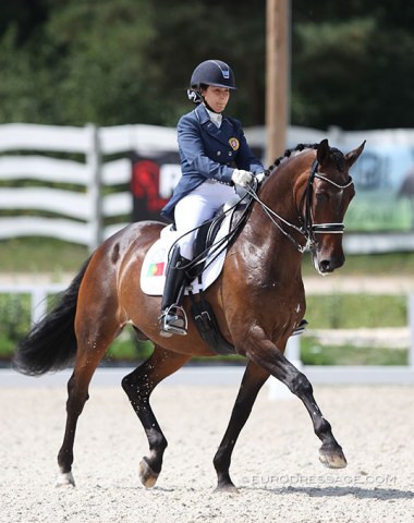 Portuguese pair Mariana Assis Silva on Upendo