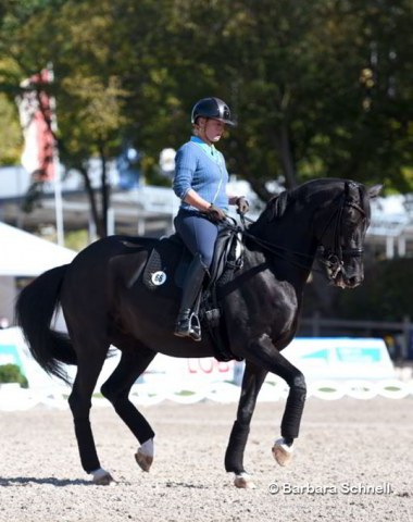 Isabell Werth schooling Weihegold