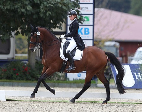 Lisa van den Heuvel on Eye Catcher (by Westpoint x Flemmingh)