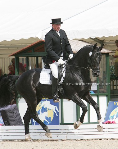 Anatoliy Bocharov on Don Gregorius. This horse went on to become Ukrainian Inna Logutenkova's number one Grand Prix ride